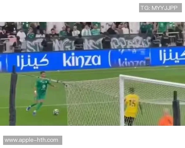 足球脱口秀：从绿茵场到生活哲学的幽默探讨与精彩瞬间分享